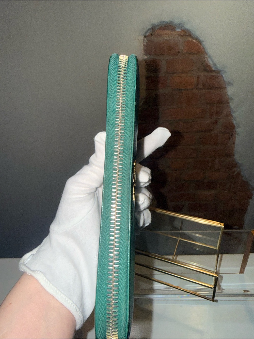 Authentic Prada Emerald Green Saffiano Zip Around Wallet Limited Edition - Picture 7 of 13